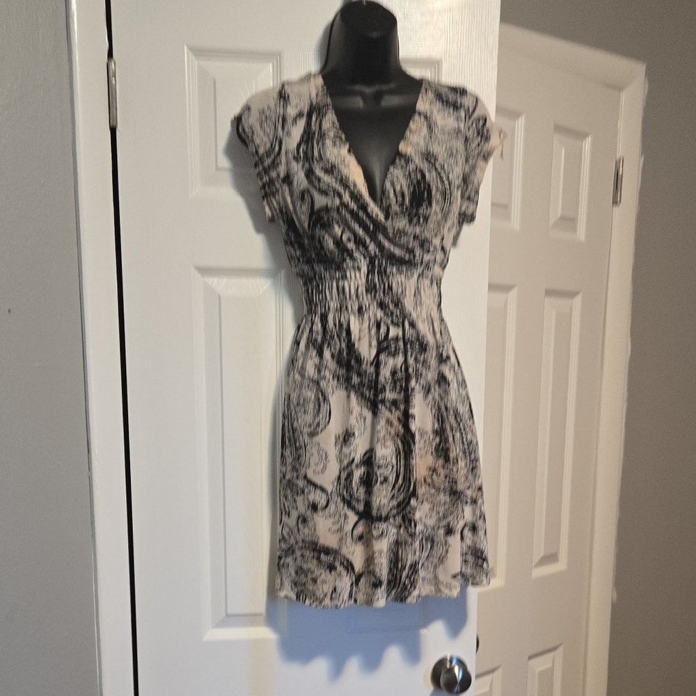 Cristinalove Black and Cream Midi Dress